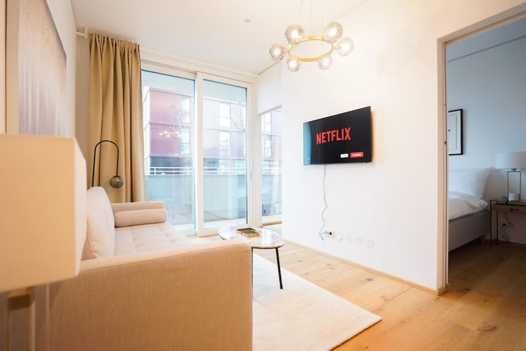 Executive Suite W/ Rooftop Pool ウィーン エクステリア 写真